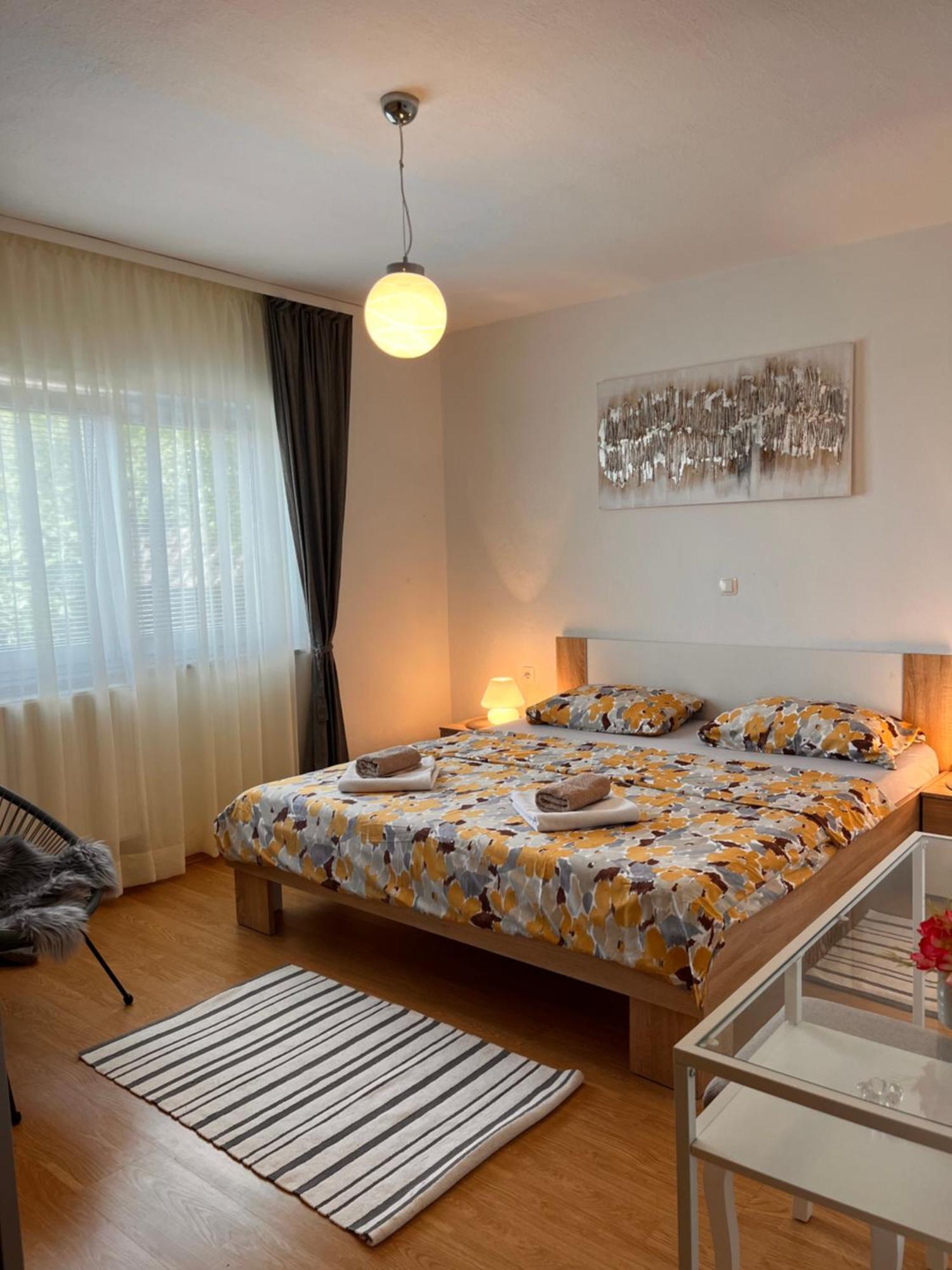 Apartment Gabriela Раковица Екстер'єр фото