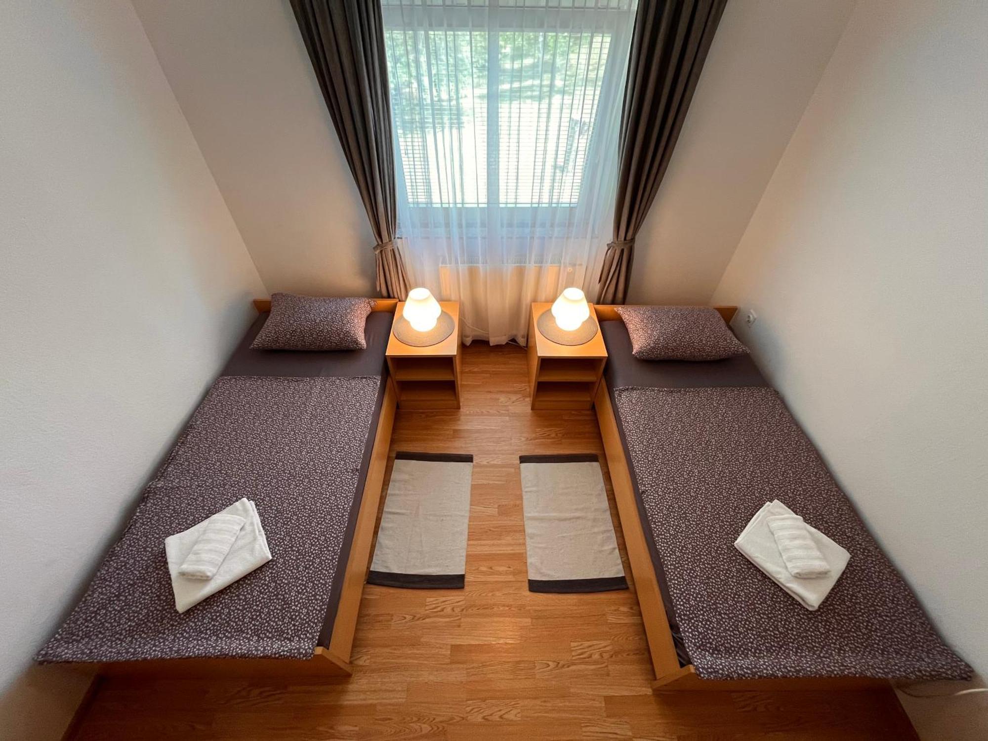 Apartment Gabriela Раковица Екстер'єр фото